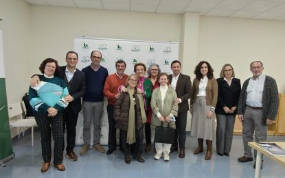El delegado territorial de Inclusión Social, Juventud, Familias e Igualdad en Cádiz de la Junta de Andalucía, Alfonso Candón, visita ASANSULL
