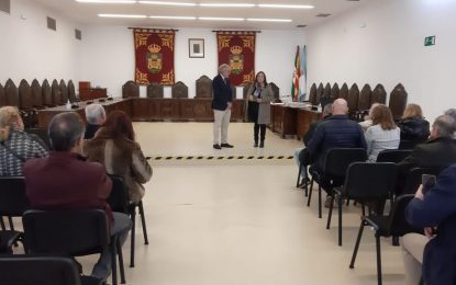 Cesar del Barrero dona al Ayuntamiento material documental sobre el Regimiento de Infantería Pavía 19