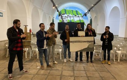Eduardo Gómez Query, de Chipiona, gana el Certamen de Pintura Rápida al Aire Libre Villa de Los Barrios