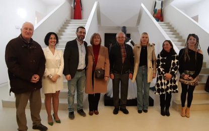 El alcalde inaugura en el Museo Cruz Herrera la colección de insectos de Pepe Torres