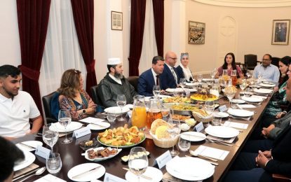 El Ministro Principal rompe el ayuno del Ramadán acompañado de miembros de las distintas comunidades religiosas de Gibraltar