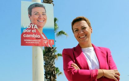 Araujo defiende la campaña propositiva del PSOE, frente a la de descalificaciones y soberbia de Juan Franco