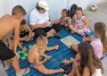 Menores de Junquillos y Atunara del Programa de Prevención de Drogodependencias recrean una feria con material reciclado