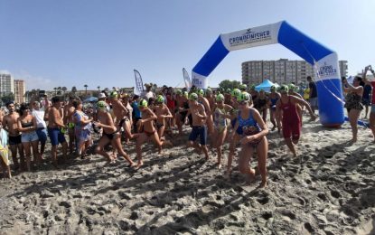 190 deportistas participaron en el X Tragamillas Ciudad de La Línea celebrado ayer en la playa de Poniente