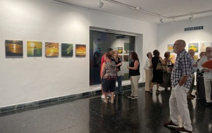 Más de 200 personas participaron en la apertura de la nueva temporada de exposiciones de la Galería Manolo Alés con “Amarillos”