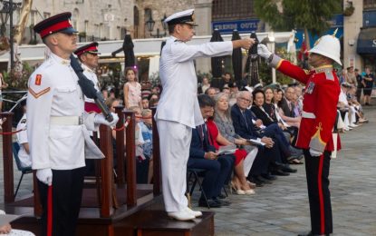 Ceremonia de las Llaves a cargo del Real Regimiento de Gibraltar