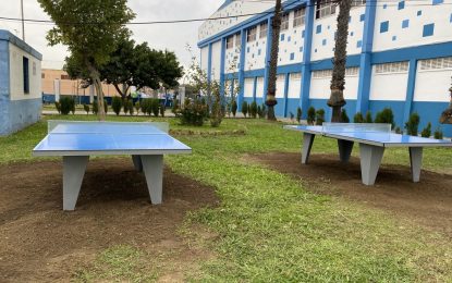 Deportes incrementa la oferta deportiva a aire libre con la ubicación de dos mesas de ping pong en las inmediaciones del Pabellón