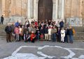 Un grupo de usuarios de los huertos de ocio realizan una visita cultural a Cádiz