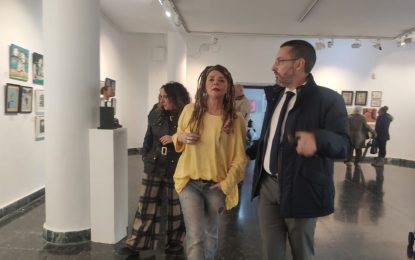 El alcalde ha visitado la exposición “Regalarte” que se inaugura esta tarde en la Galería Manolo Alés