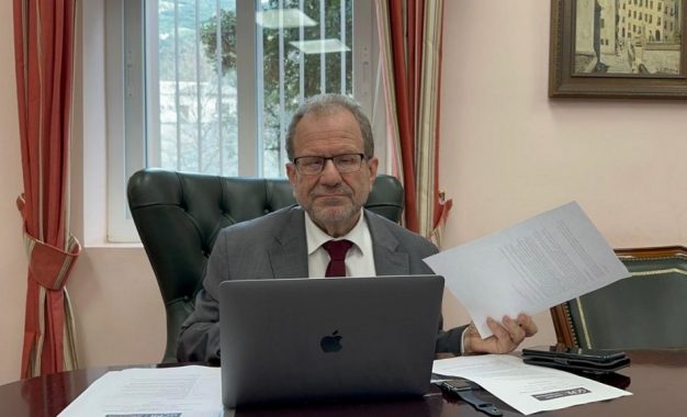 Ley de Enmienda de la Ley de Bienestar Animal de 2025  Ministro de Medio Ambiente, Honorable Profesor John Cortes