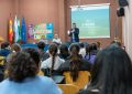 El alcalde, Juan Franco, ofrece una charla sobre la Agenda 2030 de La Línea a estudiantes del instituto Mediterráneo