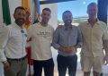 El alcalde recibe al futbolista linense, Tete Morente, que jugará la próxima temporada con el Lecce italiano