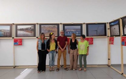 La exposición fotográfica «Rastros: crisis climática en la provincia de Cádiz” muestra en el Palacio de Congresos las huellas del calentamiento global en la provincia