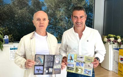 Turismo y Cigüeña Negra presentan un folleto de turismo ornitológico