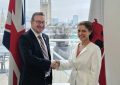 La Ministra Arias-Vásquez se reúne con el Ministro de Salud Pública y Prevención del Reino Unido, Andrew Gwynne