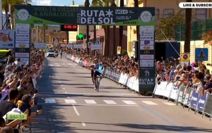 El alcalde celebra la buena imagen que la ciudad ha ofrecido en la etapa final de la Vuelta Ciclista a Andalucía