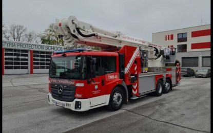 GFRS adquiere una plataforma de escalera aérea especializada