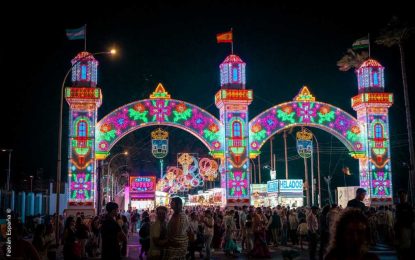 El Ayuntamiento y la Asociación de Feriantes destacan la rápida y eficaz respuesta ante el accidente ocurrido en una atracción infantil durante la feria