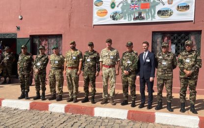 Mando Estratégico de las Fuerzas Armadas Británicas en Gibraltar  El Real Regimiento de Gibraltar celebra 25 años de colaboración en las maniobras JEBEL SAHARA