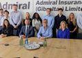 El Ministro Feetham visita la oficina de Admiral Insurance Gibraltar