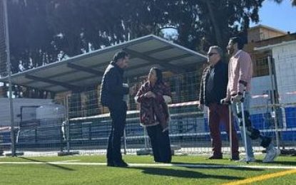 La renovación del césped del campo de Puente, casi finalizada