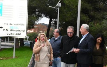 Visita a las obras en la vía de servicio de Supercor