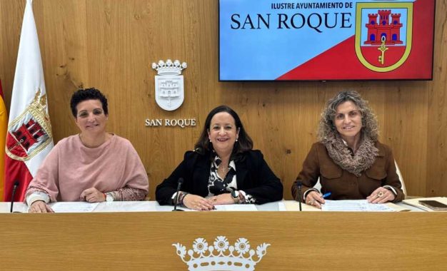 El Ayuntamiento de San Roque ha suscrito un convenio de colaboración con la Asociación de Problemas Oncológicos, Apron