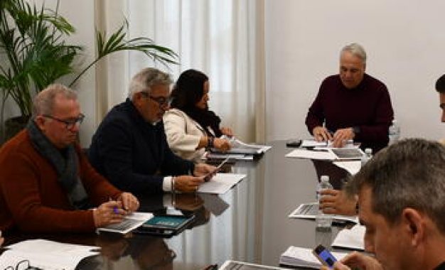 La Junta Local de Seguridad  de San Roque ,trata sobre los actos de estas fiestas