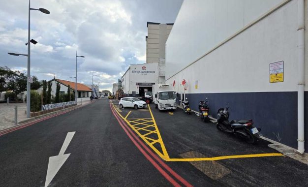 En Gibraltar mejoras de tráfico y aparcamiento en Cemetery Road finalizadas