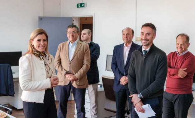 La Ministra Arias-Vásquez organiza un evento de presentación en el Centro de Start-Ups Peter J. Isola antes de su inauguración.
