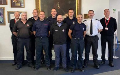 Personal del Servicio de Bomberos y Rescate Aeroportuario (AFRS) realiza diversos cursos