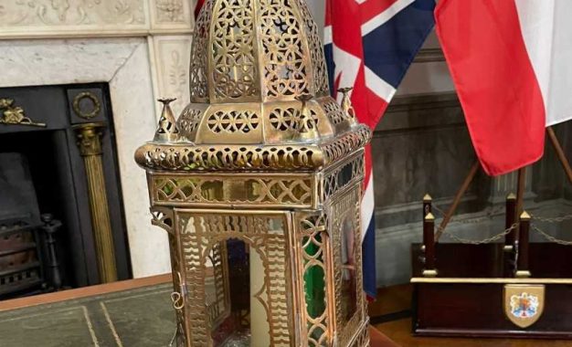 El alcalde de Gibraltar,  recibirá la Luz de la Paz de Belén