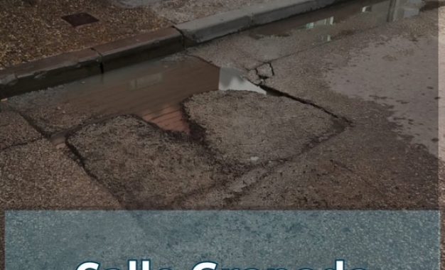 ASI LUCEN CALLES DE LA LINEA EN FECHAS PROXIMAS A LA NAVIDAD .