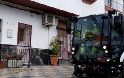 Realizada una limpieza especial en calle Villa Alta, en la Estación de San Roque.