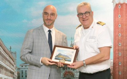 El Costa Toscana hace su primera escala en Gibraltar