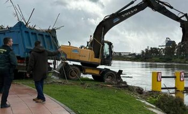 Se trabaja en incidencias por viento en la jornada de hoy jueves en San Roque.