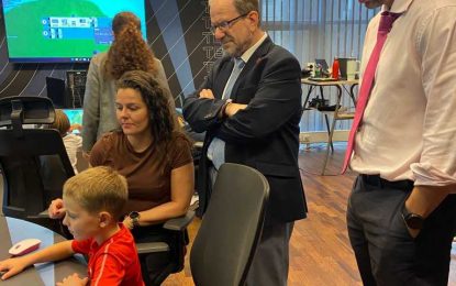 Visita a la Academia de Habilidades Digitales