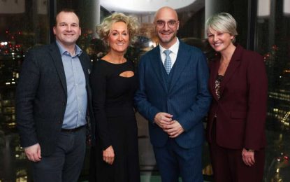 El Ministro de Turismo asiste a la Cena de Líderes del Sector en Londres