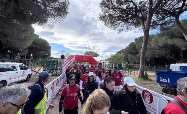 Más de 200 senderistas participaron en la IV Marcha Popular Ciudad de San Roque