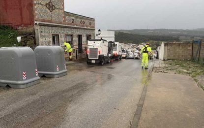 Realizada una limpieza especial por la Estación de San Roque