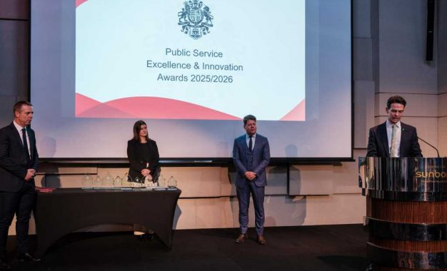 Los Premios a la Excelencia y la Innovación celebran la excelencia en la administración pública.