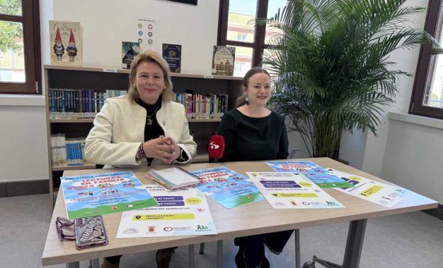 Presentan dos actividades en la nueva biblioteca de Campamento