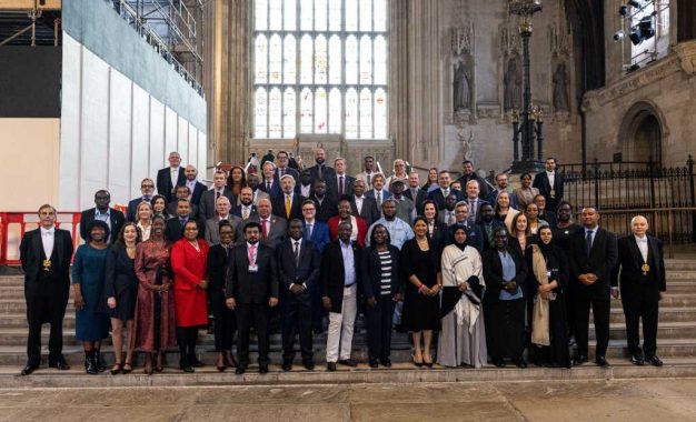 ASOCIACIÓN PARLAMENTARIA DE LA COMMONWEALTH DEL REINO UNIDO 74.º SEMINARIO DE WESTMINSTER SOBRE PARLAMENTOS EFICACES