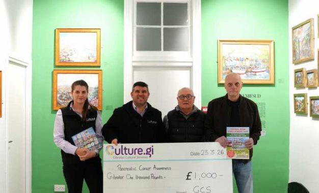 Gibraltar Cultural Services entregó un cheque a Pancreatic Cancer Awareness Gibraltar