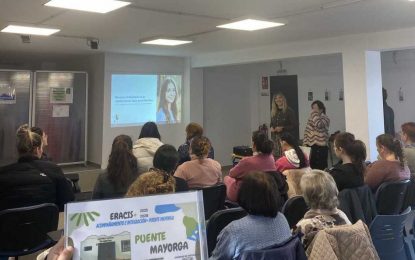 “La Esquina” acogió una charla sobre salud mental