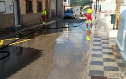 Limpieza especial en la barriada de Taraguilla