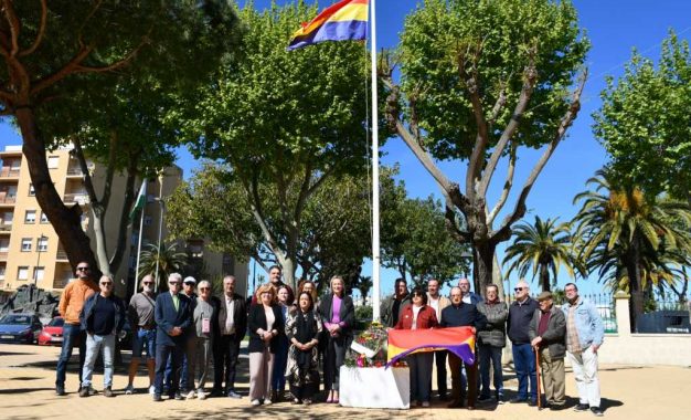 Celebrados los actos con motivo del Día de la República