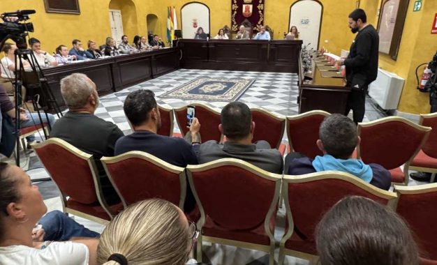 Ruiz Boix anuncia que mediará con Valoriza para el convenio colectivo