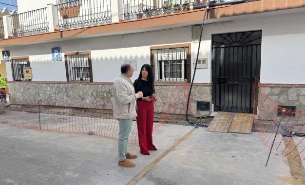 Reposición de acerado en la calle Quevedo, en la Estación