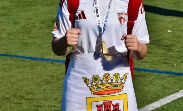 La jugadora sanroqueña Nadia Sánchez sigue imparable en su trayectoria con el Sevilla FC